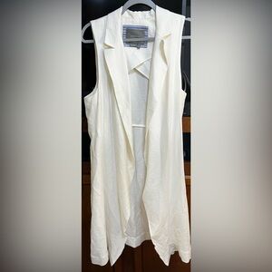 Anthropologie Draped Longline Vest White Sleeveless Duster, no belt, Size M/L.